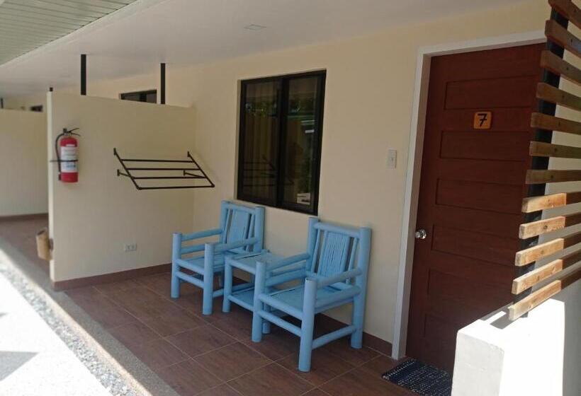 غرفة قياسية, Midnite Inn