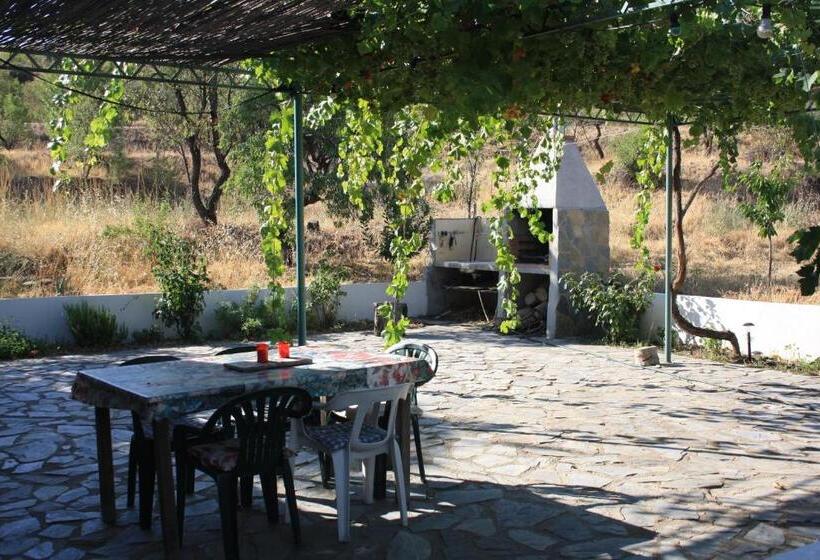 Семейный Номер Совместный Санузел, Vakantieboerderij La Balsa