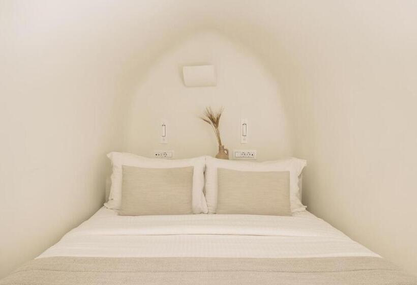 자쿠지 스위트, Enigma Suites