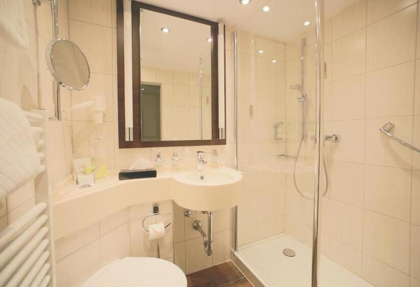 Трехместный Номер Комфорт, Landidyll Hotel Restaurant Birkenhof