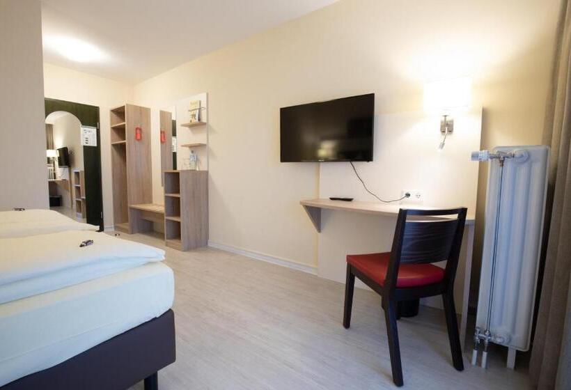Номер Комфорт Индивидуальный, Montana Landhotel Gummersbach Nord