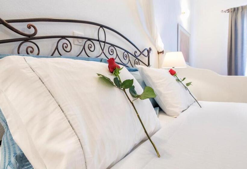 Люкс Вид на Море с Гидромассажем, Yades Suites & Spa   Adults Only