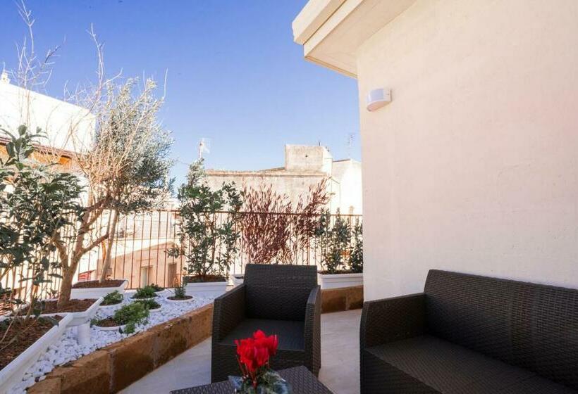 Номер Стандарт с Террасой, Grantò B&b