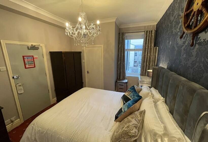Номер Стандарт, Mcgraths Blackpool