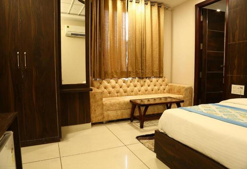 Quarto Superior, Kush Ganga   50 Meter From Har Ki Pauri, Haridwar