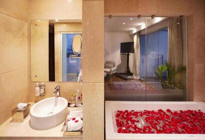 سوئیت پرزیدنت, Regenta Suites Gurugram, Sohna Road, Sector 49