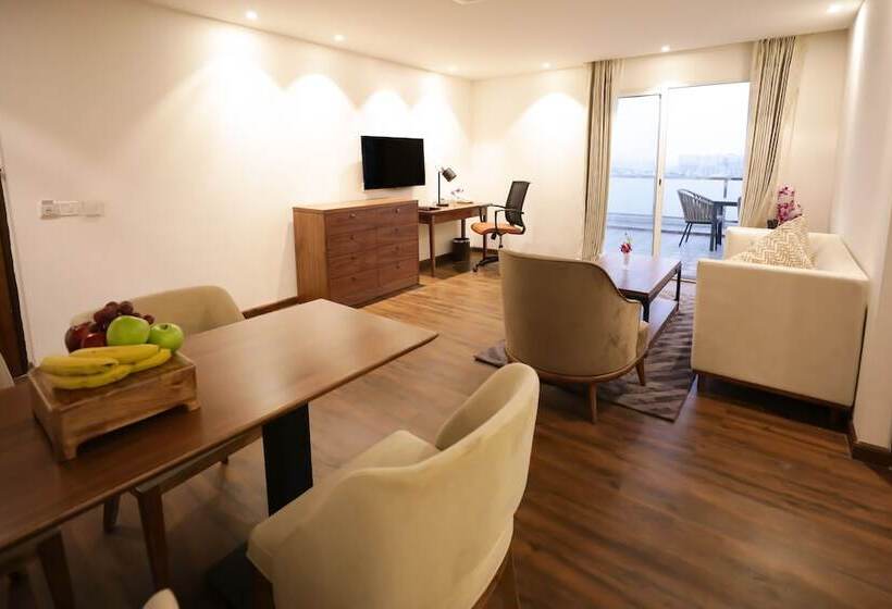 سوئیت پریمیوم, Regenta Suites Gurugram, Sohna Road, Sector 49