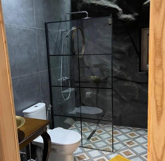 استودیوی استاندارد, садиба оберіг