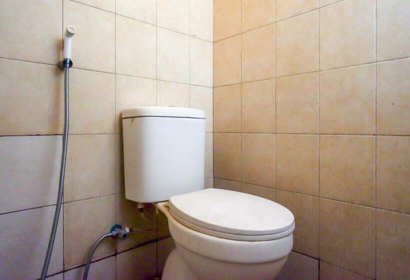 Номер Superior, Urbanview Hotel Anugrah Kendal By Reddoorz