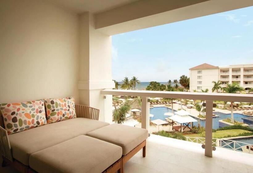 סוויטת ג'וניור מיטת קינג, Hyatt Zilara Rose Hall Adults Only All Inclusive