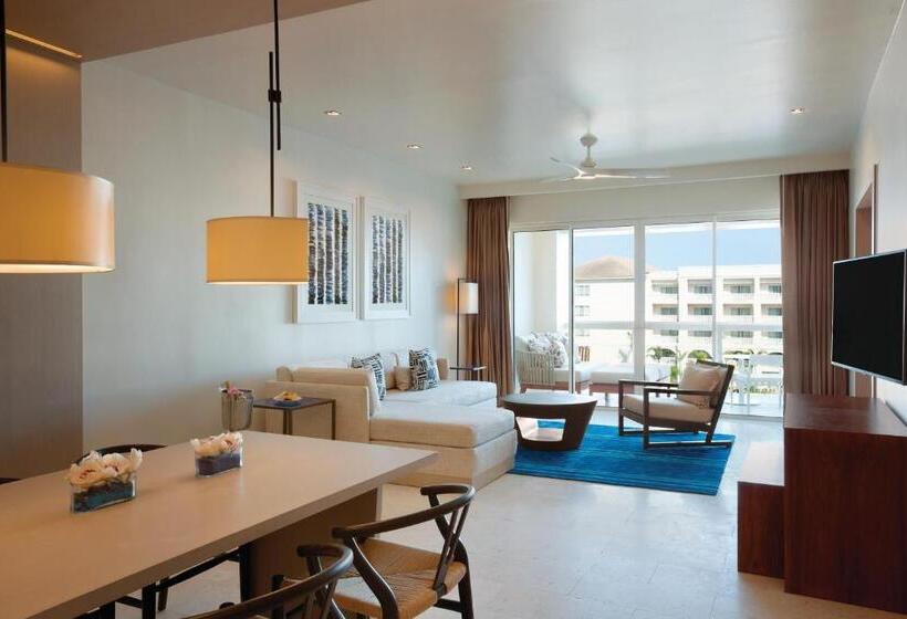 سوییت با چشم‌انداز دریا, Hyatt Zilara Rose Hall Adults Only All Inclusive