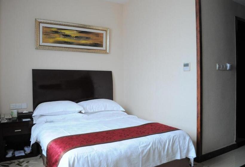 Номер Basic, Ramada Linyi North