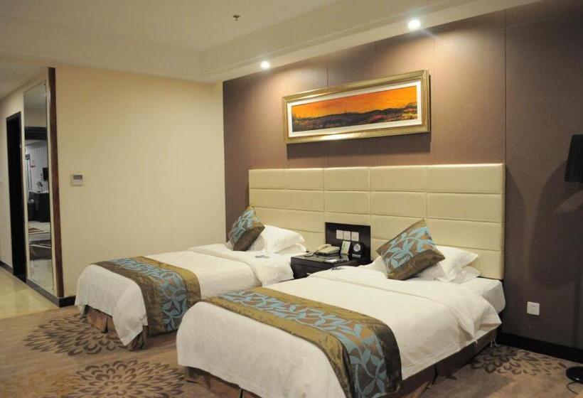 Люкс Повышенной Комфортности, Ramada Linyi North