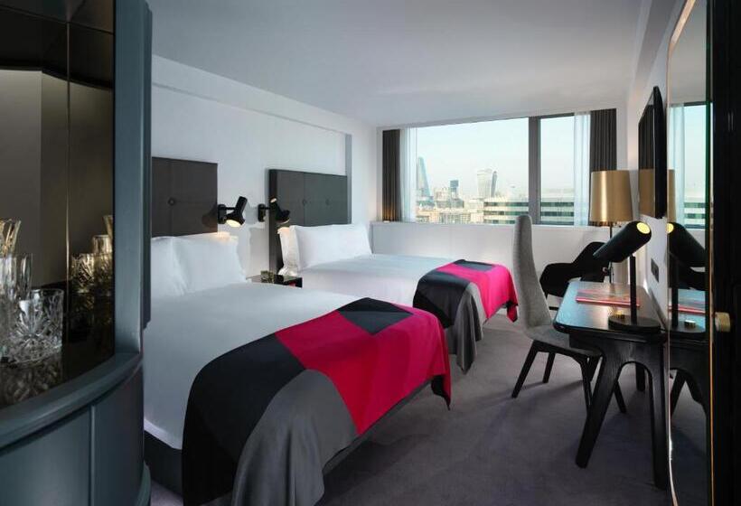 Номер Superior, Sea Containers London
