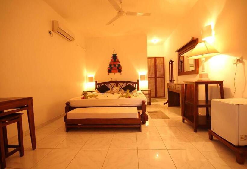 Номер Deluxe, Laluna Ayurveda Resort