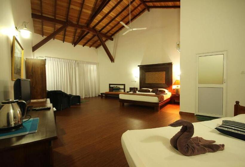 Номер Deluxe, Laluna Ayurveda Resort