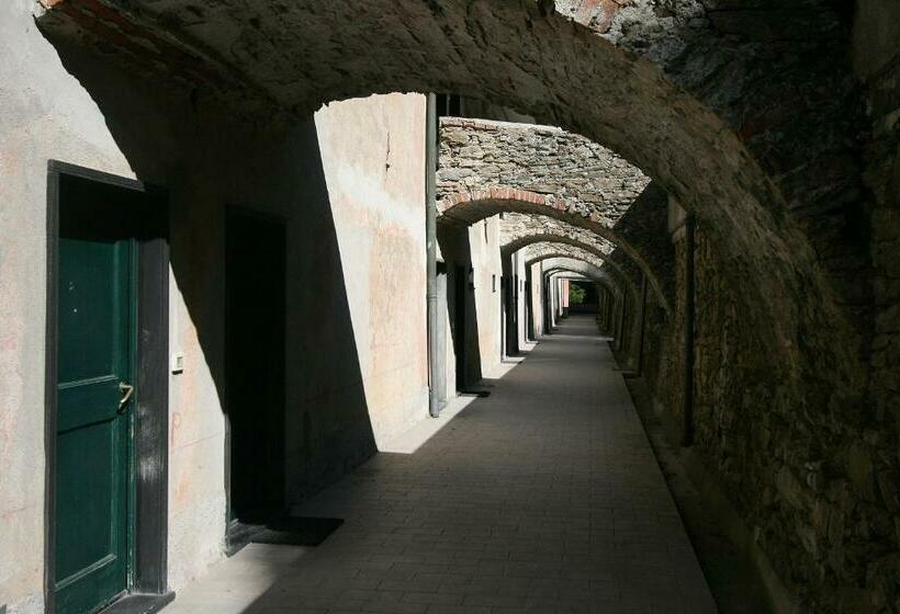Семейный Номер, Santuario Ns Soviore Cinque Terre