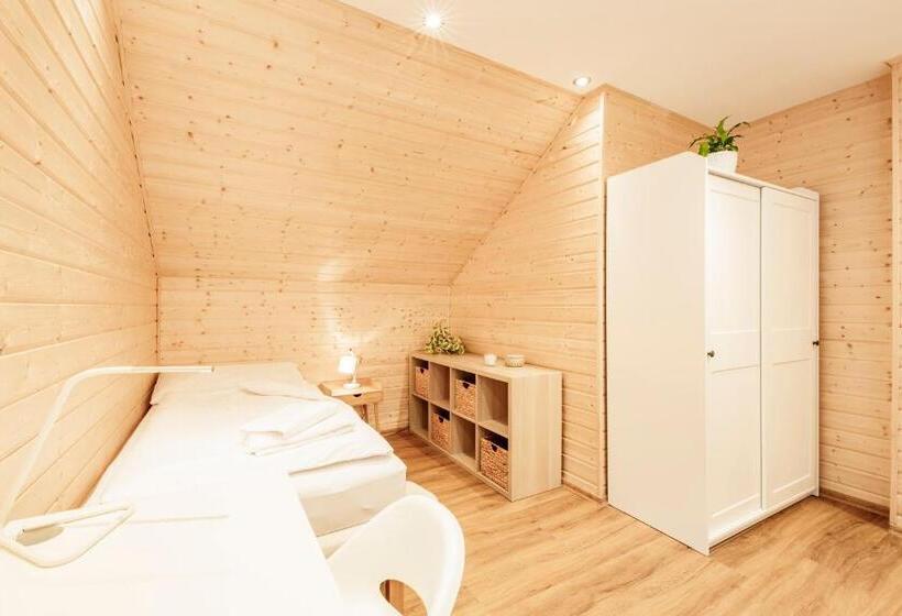 شقة غرفتين, úpatí Ještědu   Apartmány