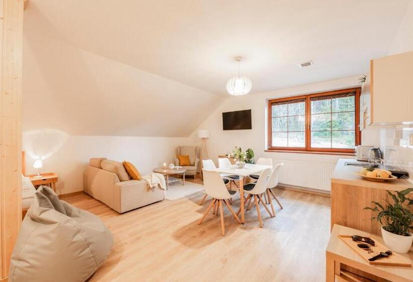 جناح عائلي, úpatí Ještědu   Apartmány