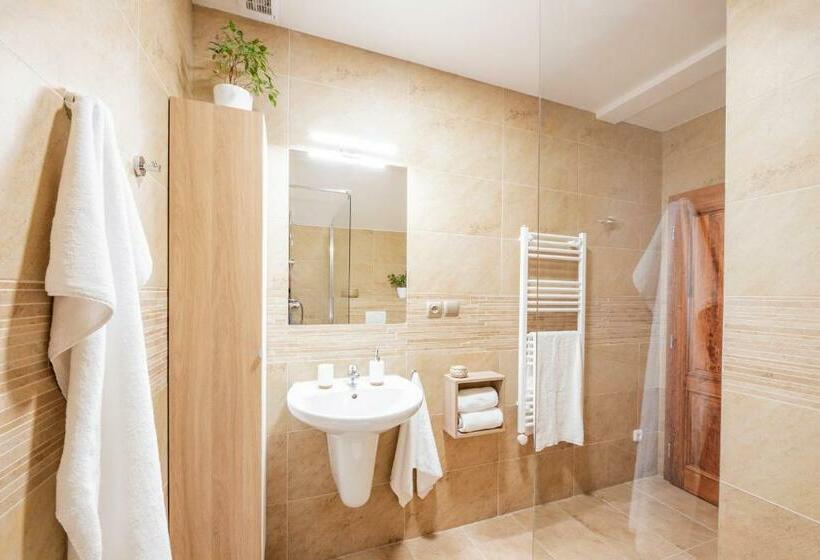 شقة غرفتين, úpatí Ještědu   Apartmány