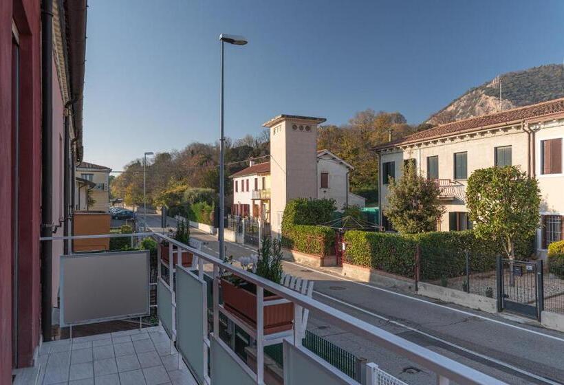 اتاق استاندارد با تراس, Appartamenti Monte Selce