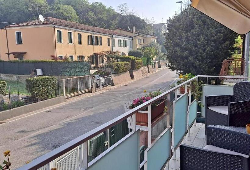 اتاق استاندارد با تراس, Appartamenti Monte Selce