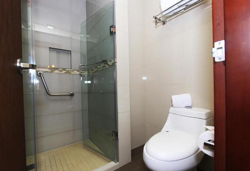 Номер Стандарт 2 Двуспальные Кровати, Plaza Gallery Hotel Boutique