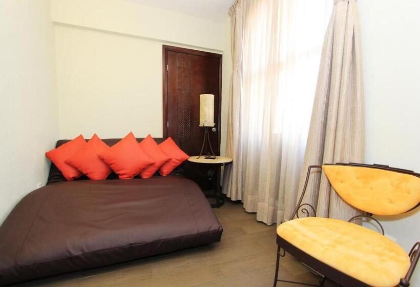 Номер Deluxe Кровать Кинг, Plaza Gallery Hotel Boutique