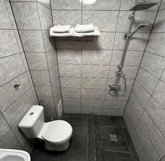 Четырехместный Номер Стандарт, Casa Bucovineană