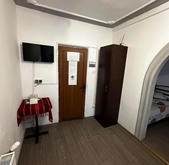 Номер Стандарт Трехместный, Casa Bucovineană