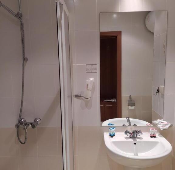 스탠다드 스튜디오 킹침대, Boutique Residence