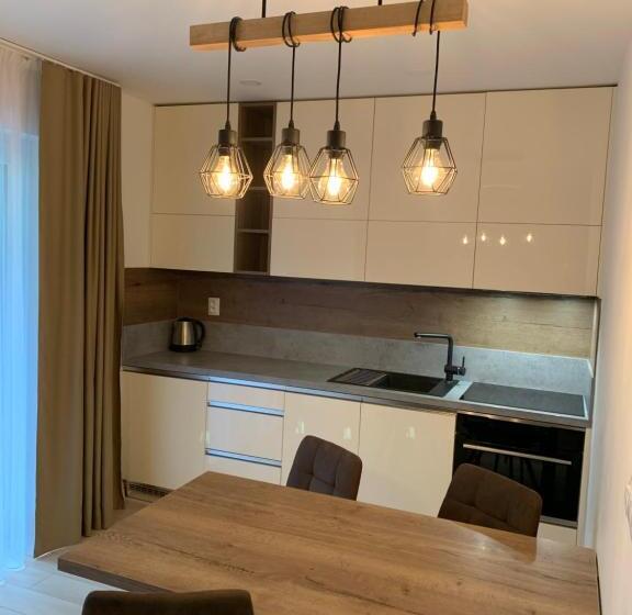 침실 1개 아파트, Apartmány Valča