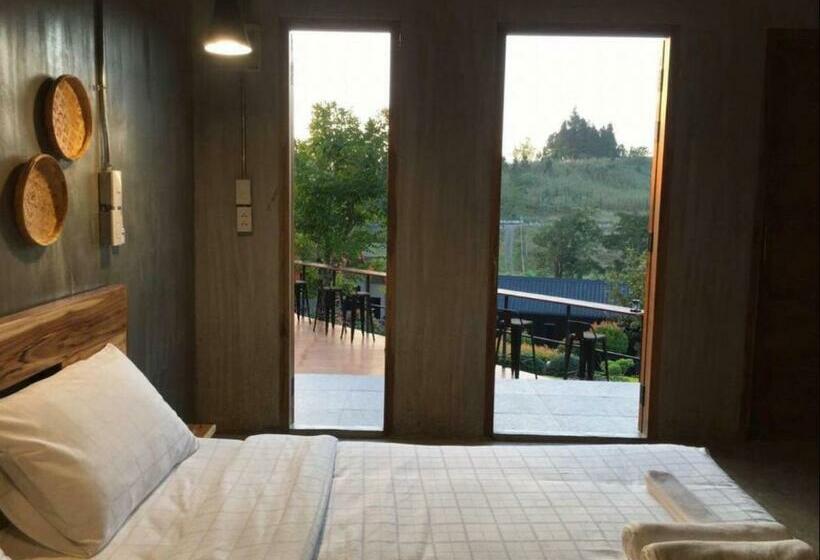اتاق استاندارد با تخت بزرگ, ดิน ดาว หนาว หมอก