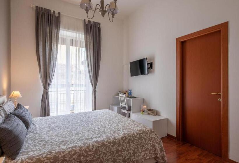 Номер Deluxe с Балконом, B&b Della Stazione