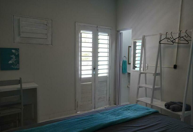 سوییت لوکس, Vila Da Sereia Hostel E Pousada