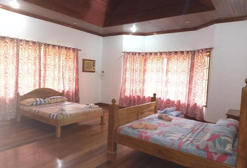 豪华家庭房间, Walkerz Inn