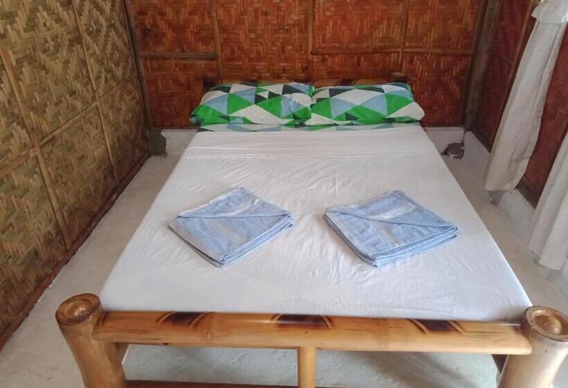 Quarto Estandar Banheiro Compartilhado, Walkerz Inn