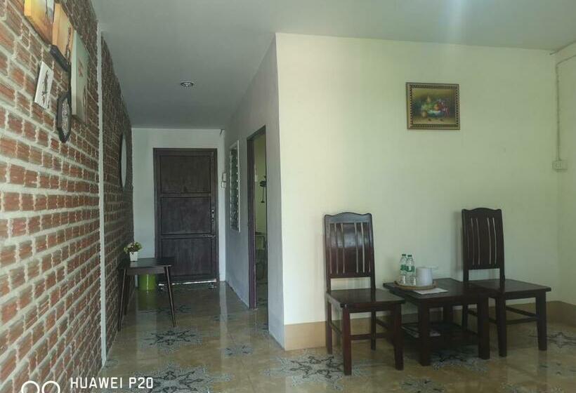 이코노미 룸, บ้านในสวนรีสอร์ทbannnaisuan Resort