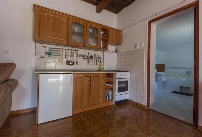 Suite, Gádoros Vendégház