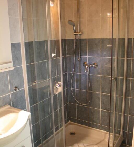 Номер Deluxe с Балконом, Kedvenc Vendégház