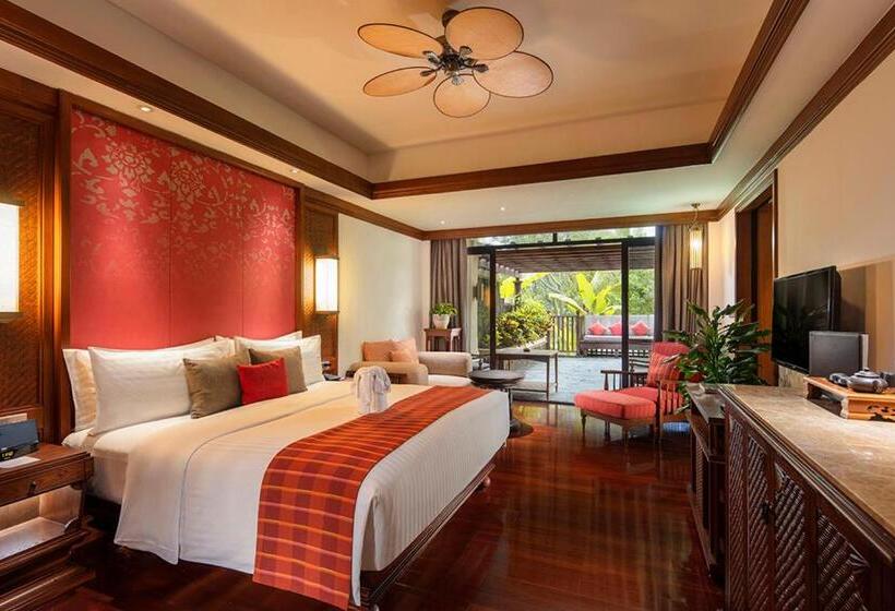 Номер Deluxe Кровать Кинг, Anantara Xishuangbanna Resort