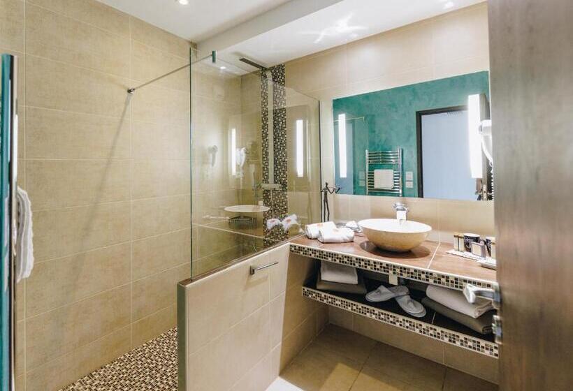 Полулюкс Вид на Море, Hôtel Liberata & Spa