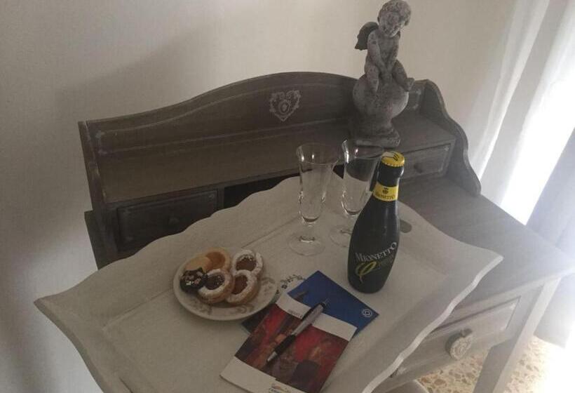 Quarto Triplo Deluxe, Pompei Palace B&b
