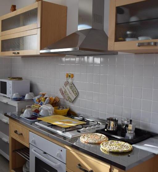 Апартаменты 3 Спальни, Casa Vacanza E Per Lavoro Tessyhouse