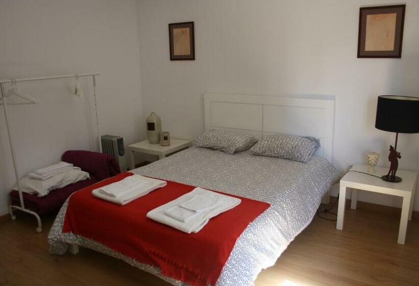 اتاق استاندارد با سرویس بهداشتی مشترک, Alegria Rooms