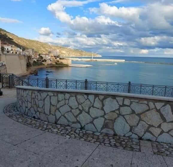 Triple Room Sea View, Via Siracusa 5