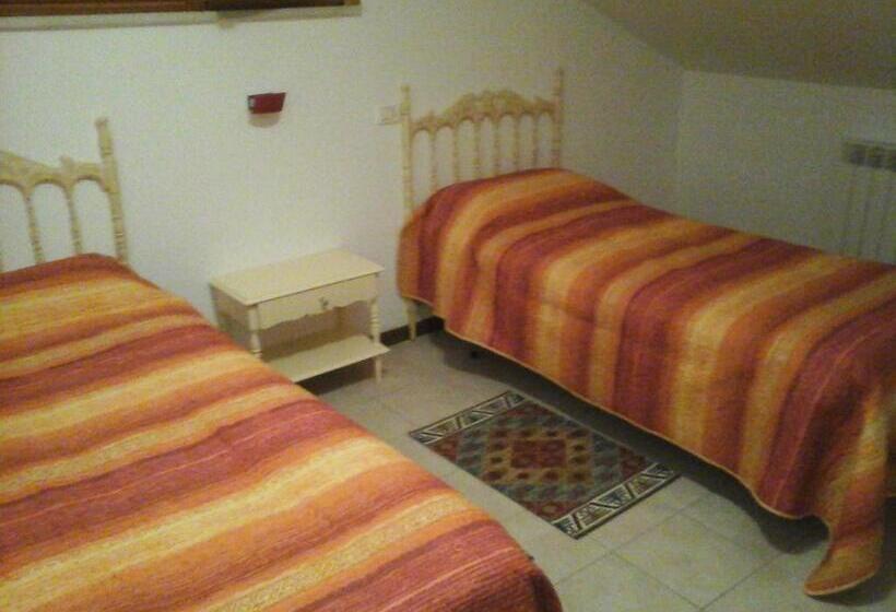 اتاق استاندارد, B&b Tio Pepe