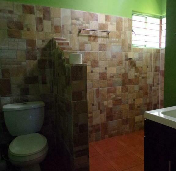 Quarto Familiar, Cabañas El Rincón De Pancho