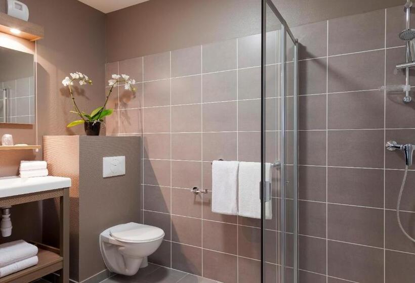 Студия Стандарт, Nehô Suites Porte De Genève   Gare Annemasse