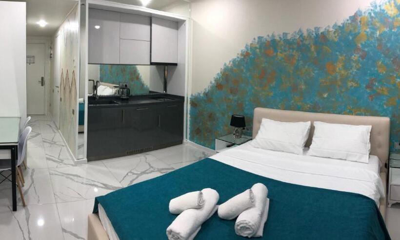 استودیوی استاندارد با چشم‌انداز دریا, Black Sea Vi Dari Apartments